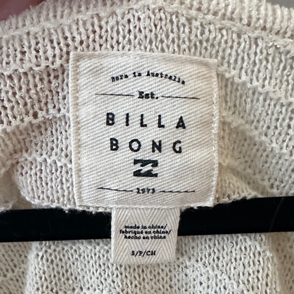 Billabong V-Neck Sweater in Cream - Picture 2 of 3